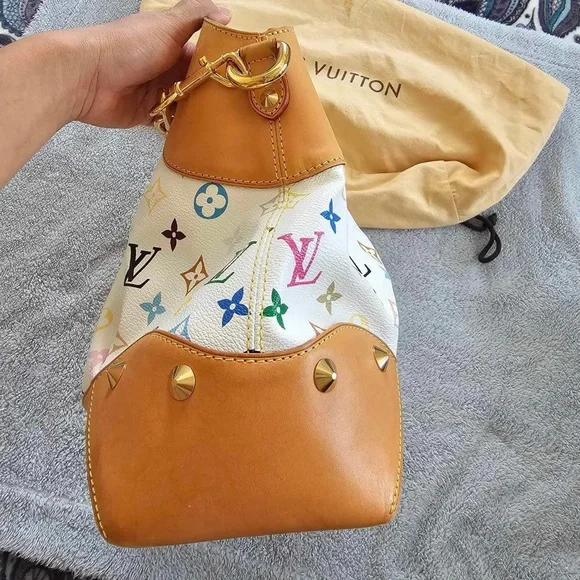 SOLD!!!🔥Louis Vuitton
x Takashi Murakami Judy GM two-way handbag🔥 - Picture 4 of 17